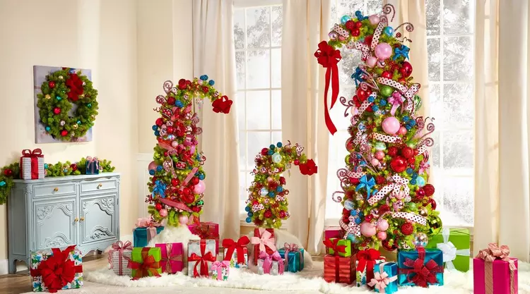 Christmas Trees & Decorations